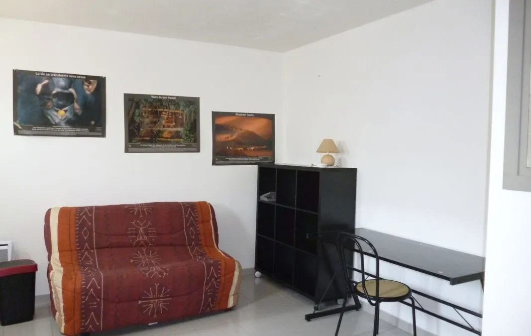 Photo 1