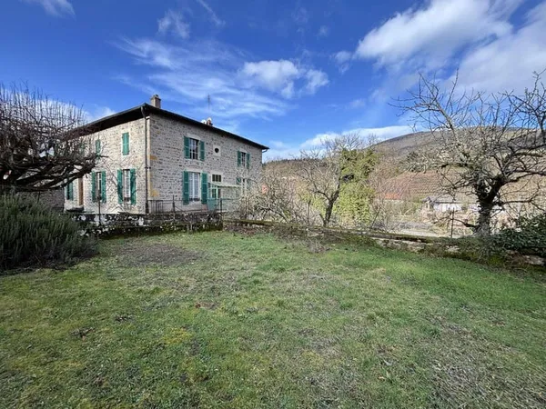 Maison 6 pièces 186 m²