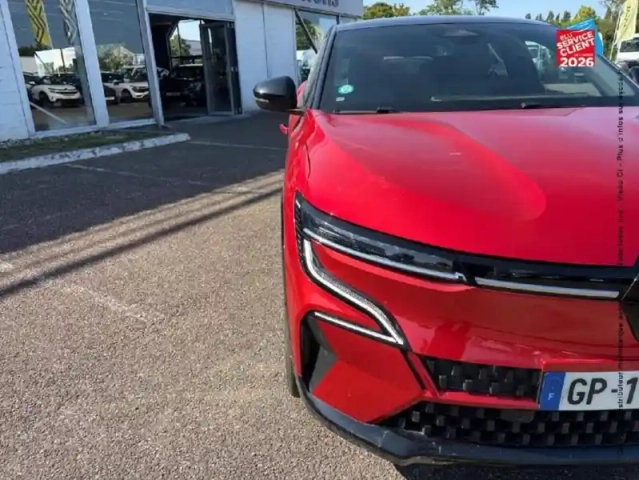 Renault Megane e-tech electric ev60 220ch techno super charge — photo 13
