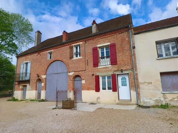 Maison 8 pièces 336 m²