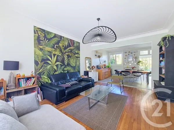 Maison 7 pièces 145 m²