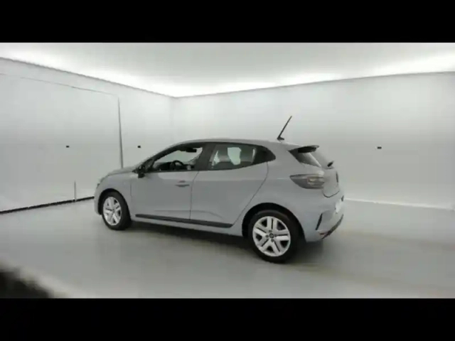 Renault Clio 1.0 tce 90ch evolution - 24 — photo 12