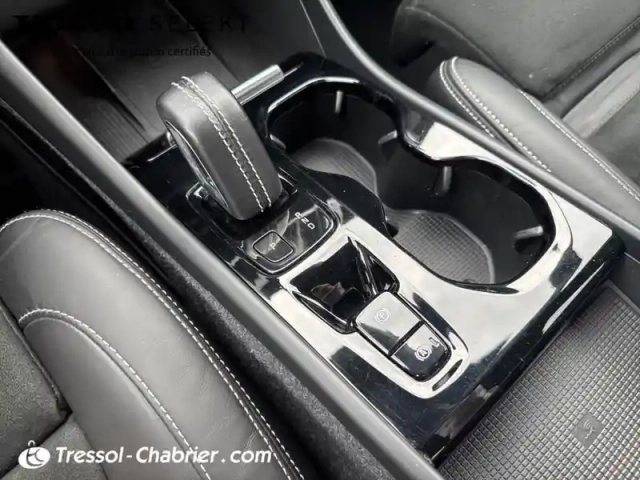 Volvo Xc40 t5 recharge 180+82 ch dct7 r-design — photo 24
