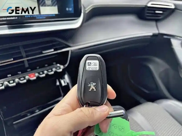 Peugeot 2008 puretech 130 s&amp;s eat8 — photo 46