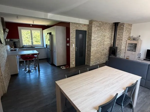 Maison rénovée 5 pièces 97m2 habitables sur terrain de 1000m2