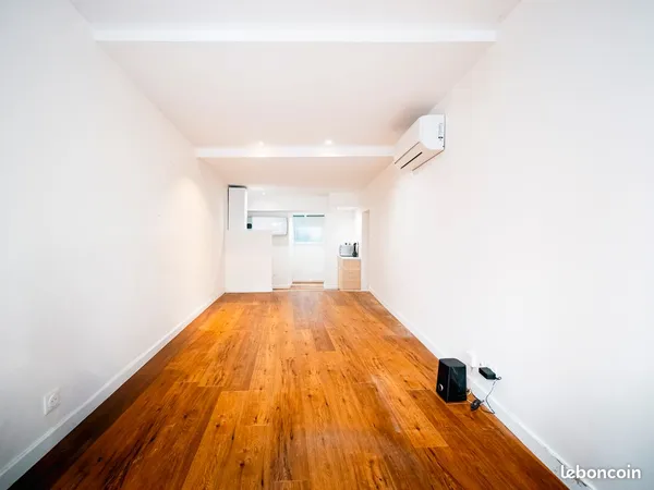 À louer - Local professionnel / Bureau / Studio - 25 m² - Bayonne Saint-Esprit