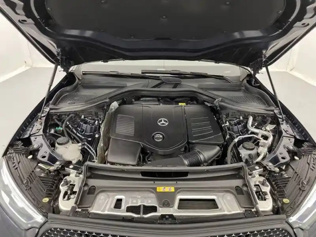 Mercedes Glc 300 e 9g-tronic 4matic — photo 20