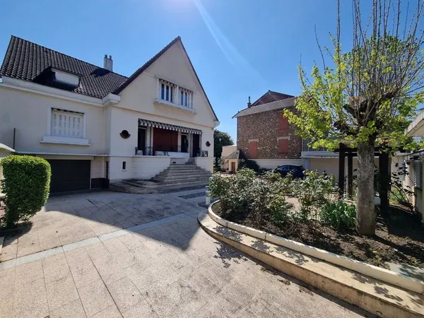 Maison de luxe 7 pièces 330 m²