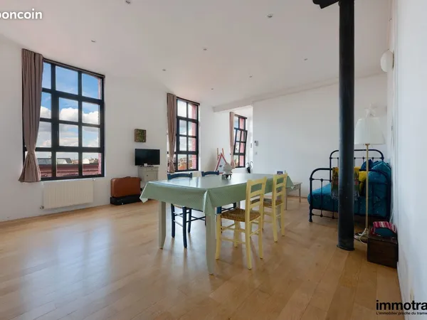 Loft 4 pièces 94 m²