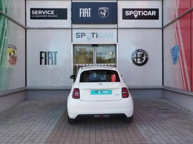 Fiat 500 e 118ch my23 — photo 5