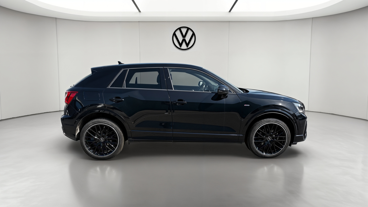 Audi Q2 35 TDI 150 S tronic 7 — photo 6