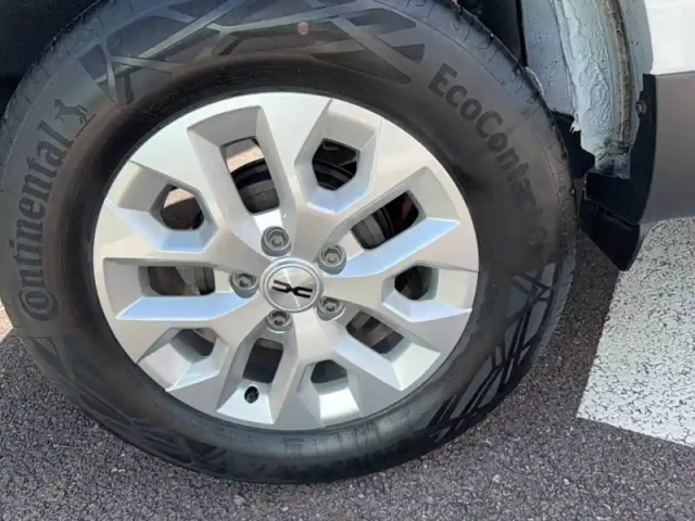 Dacia Duster blue dci 115 4x2 — photo 22