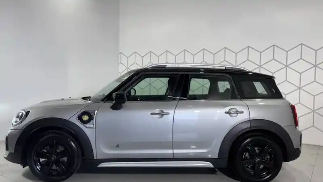 Mini Mini countryman 125 - 95 ch all4 bva6 — photo 2
