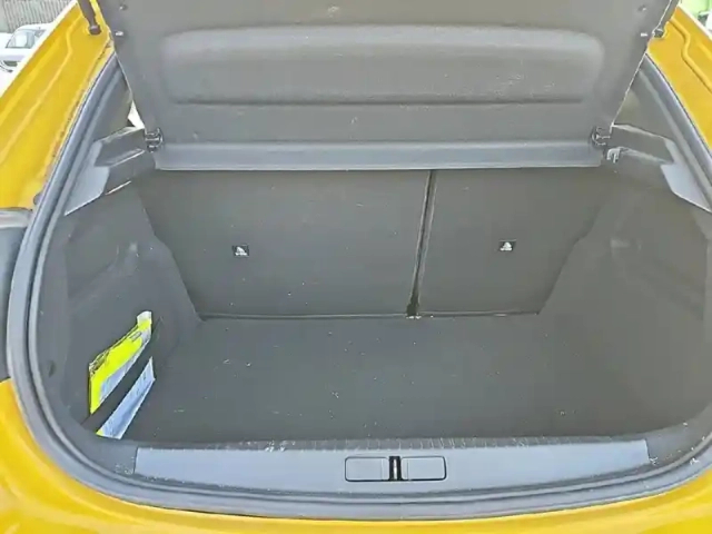 Peugeot 208 puretech 100 s&amp;s bvm6 — photo 6