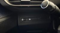 Peugeot 3008 1.2 PureTech 130ch S&S Allure Pack — photo 27