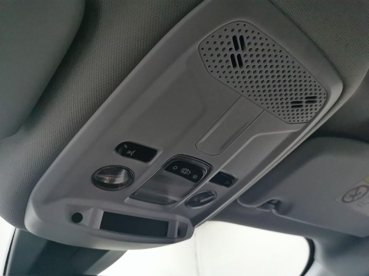 Peugeot 2008 puretech 100 s&s bvm6 style — photo 25