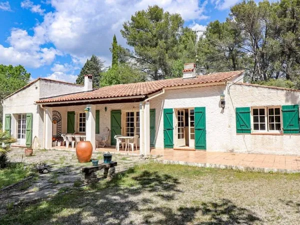 Maison de plain-pied 4 pièces 102 m²
