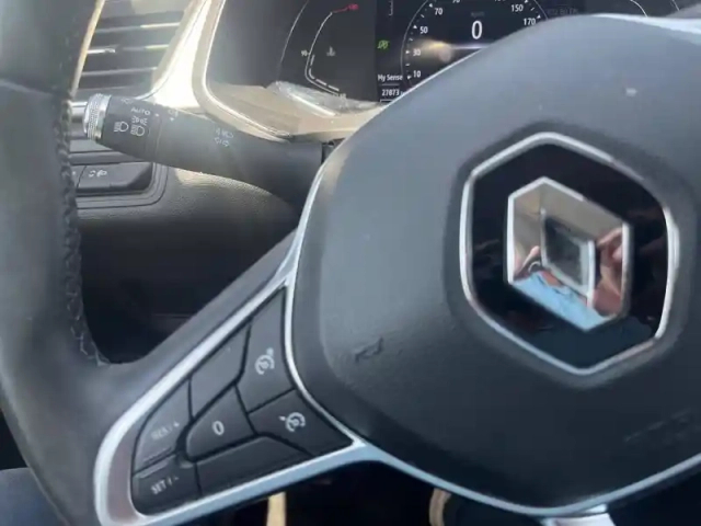 Renault Captur tce 90 - 21 — photo 25