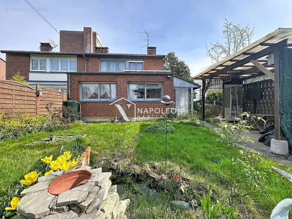 Maison 5 pièces 100 m²