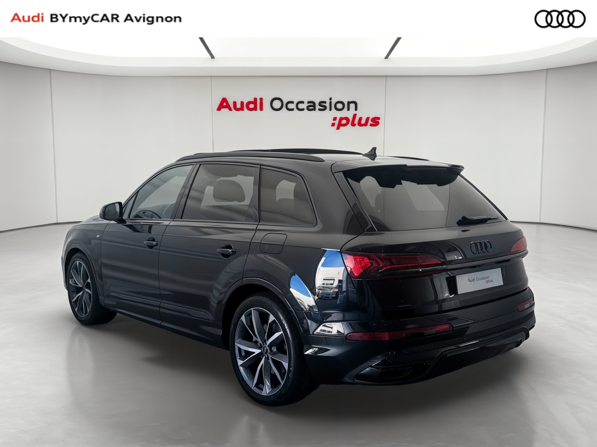 Audi Q7 55 TFSI e 380 Tiptronic 8 Quattro — photo 3