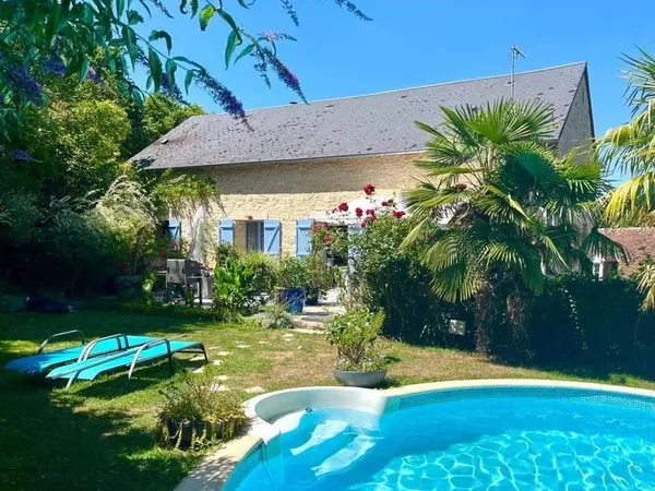 Maison 7 pièces 214 m²