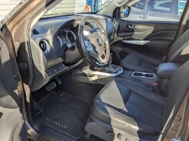 Renault Alaskan 2.3 dci 190ch double cabine intens bva — photo 7