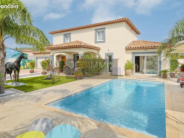 Villa 5 pièces 170 m²