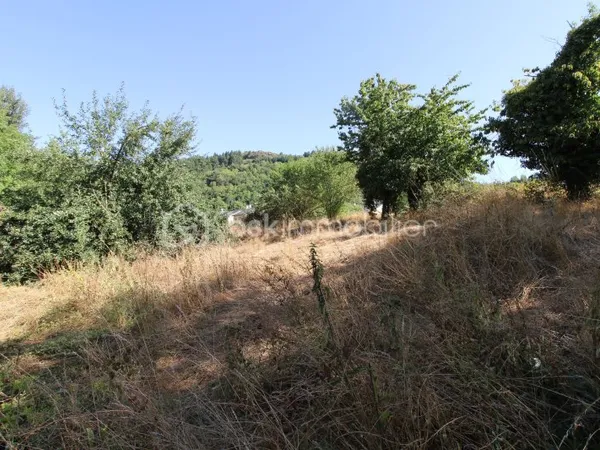 Terrain 2900 m²