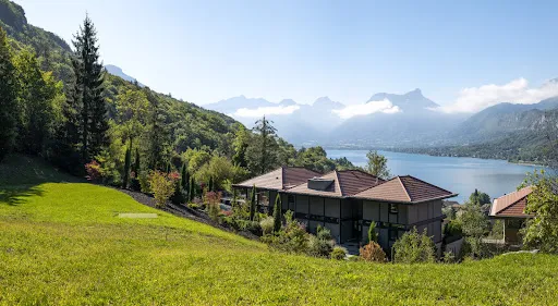 Villa 10 pièces 759 m²