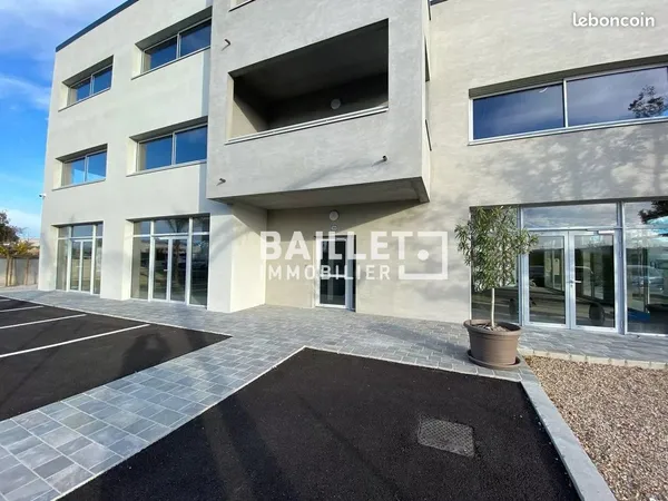 Local commercial 115 m² Fréjus