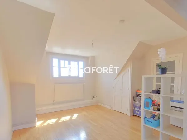 Appartement Bourg En Bresse 2 pièces 64 m2