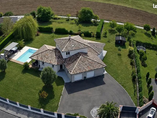 Maison 6 pièces 156 m2