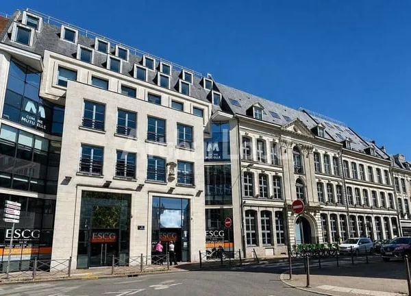 Bureaux 436 m²