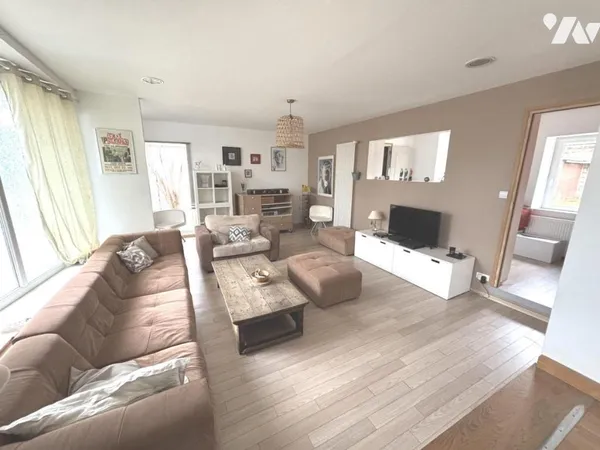 Maison 8 pièces 170 m²