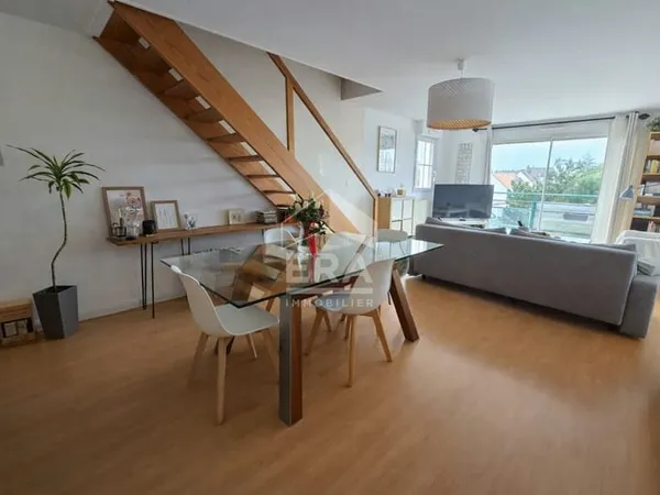 Appartement 4 pièces 82 m²