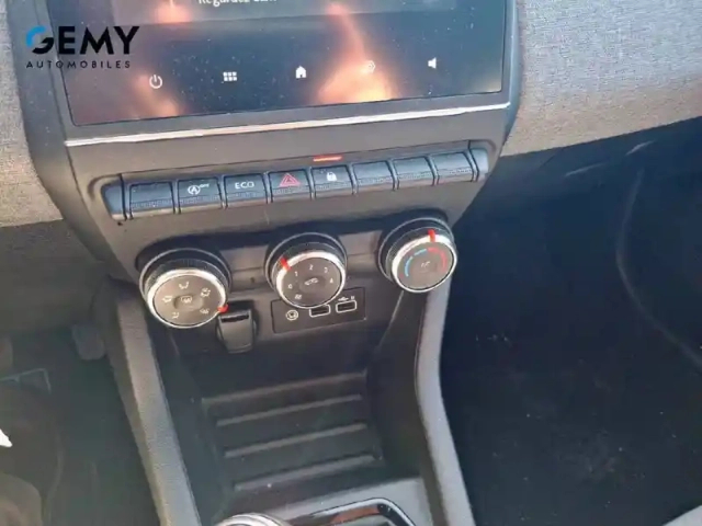 Renault Clio tce 90 — photo 21