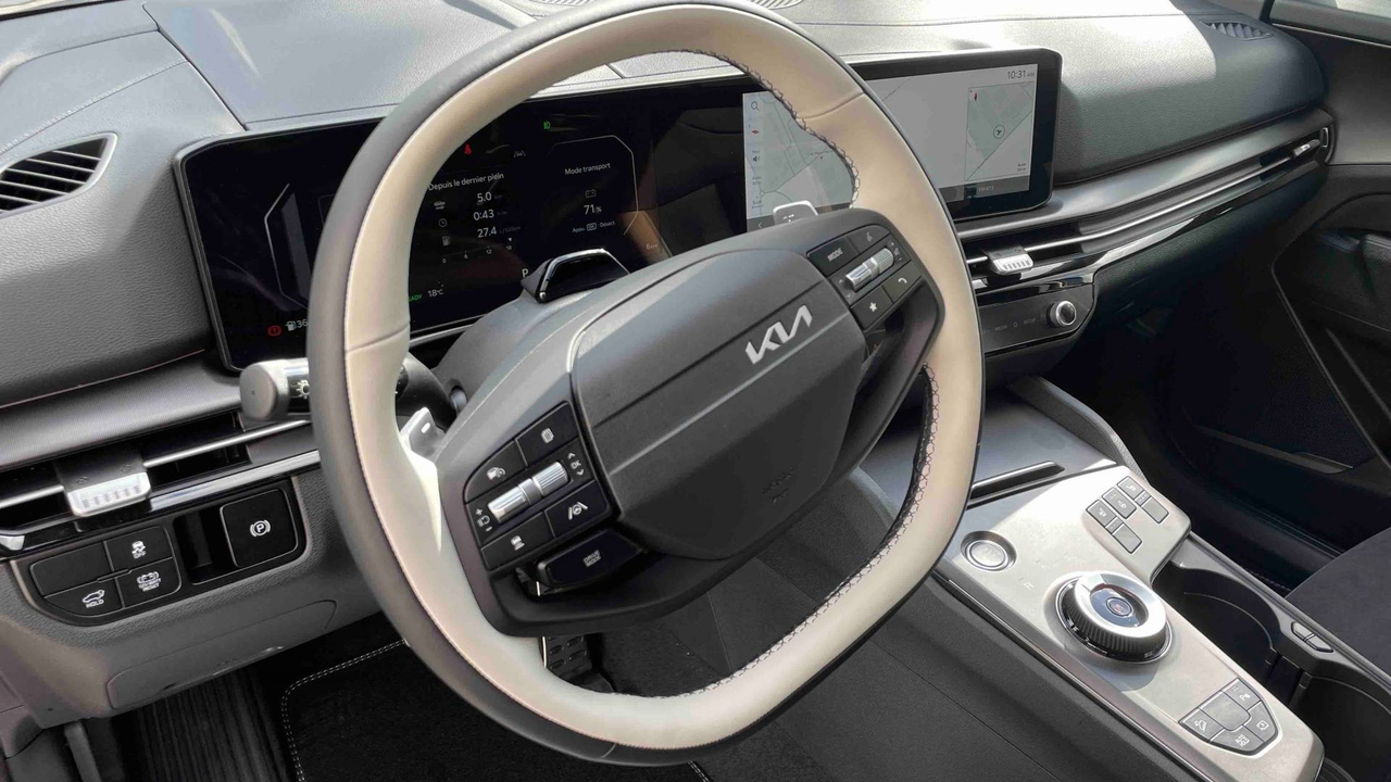 KIA Sportage Hybride 239 ch BVA6 — photo 10