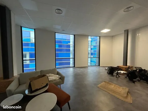 Bureaux 283 m²