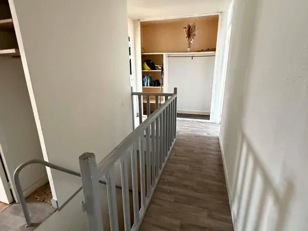 Appartement à louer a Myennes