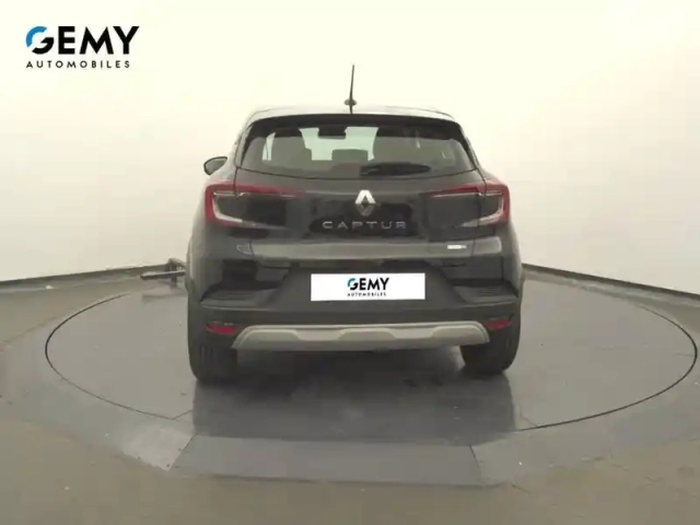 Renault Captur e-tech 145 - 21 — photo 47