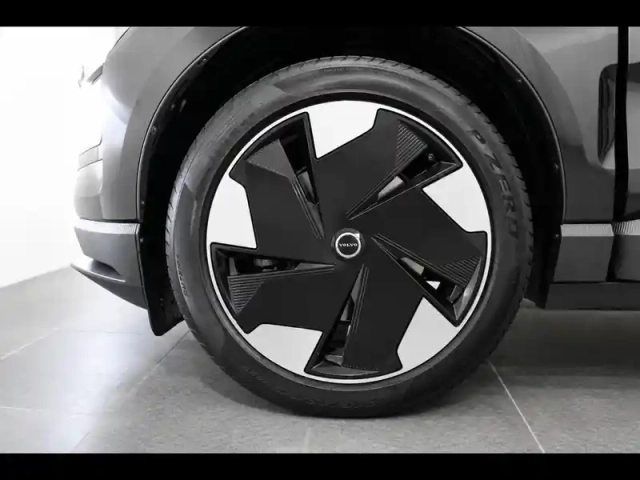 Volvo Ex30 single extended range 272ch plus — photo 9