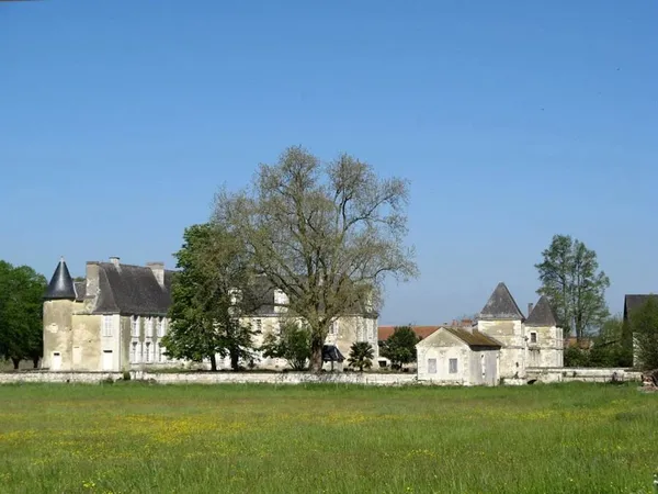 Château 16 pièces 610 m²