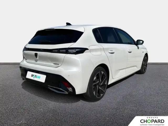 Peugeot 308 phev 180 e-eat8 — photo 3