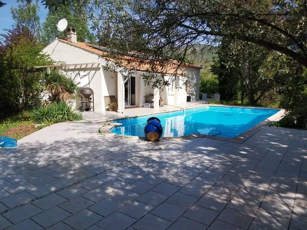 Maison de plain-pied 5 pièces 125 m²