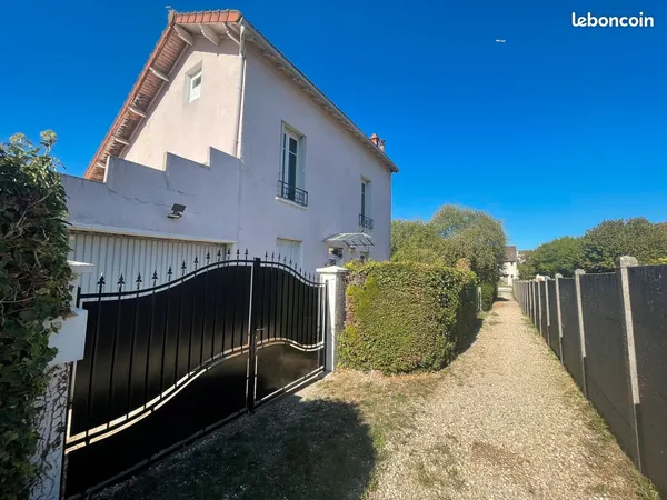 Quartier Cerisaie/Jean Macé - famille ou investisseur idéal colocation - maison à rénover - fort pot