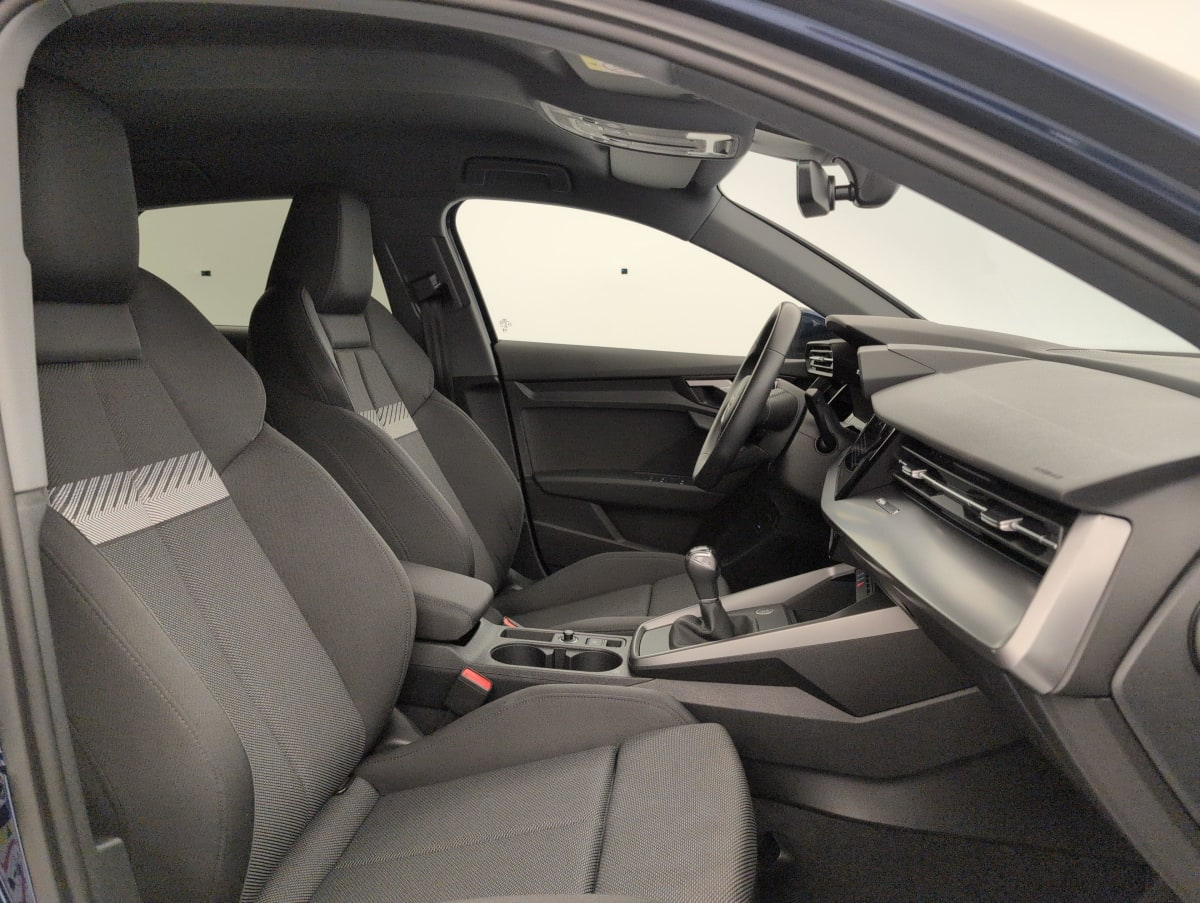 Audi A3 Sportback — photo 9