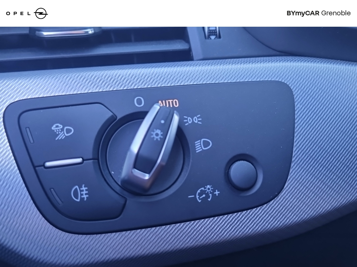 Audi A4 Avant 35 TFSI 150 — photo 18