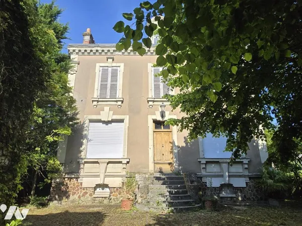 Maison 10 pièces 220 m²