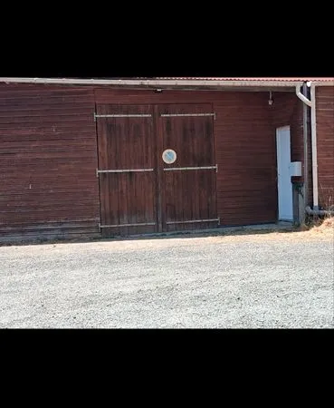 Bureau et espace de travail Vente Aubigny-Les Clouzeaux  130m² 400€