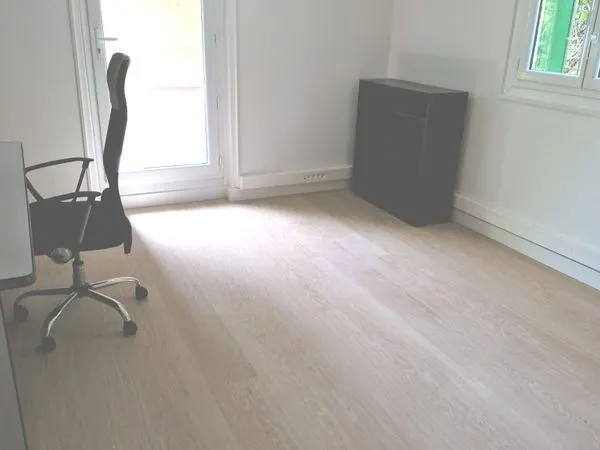 Bureau 15 m²